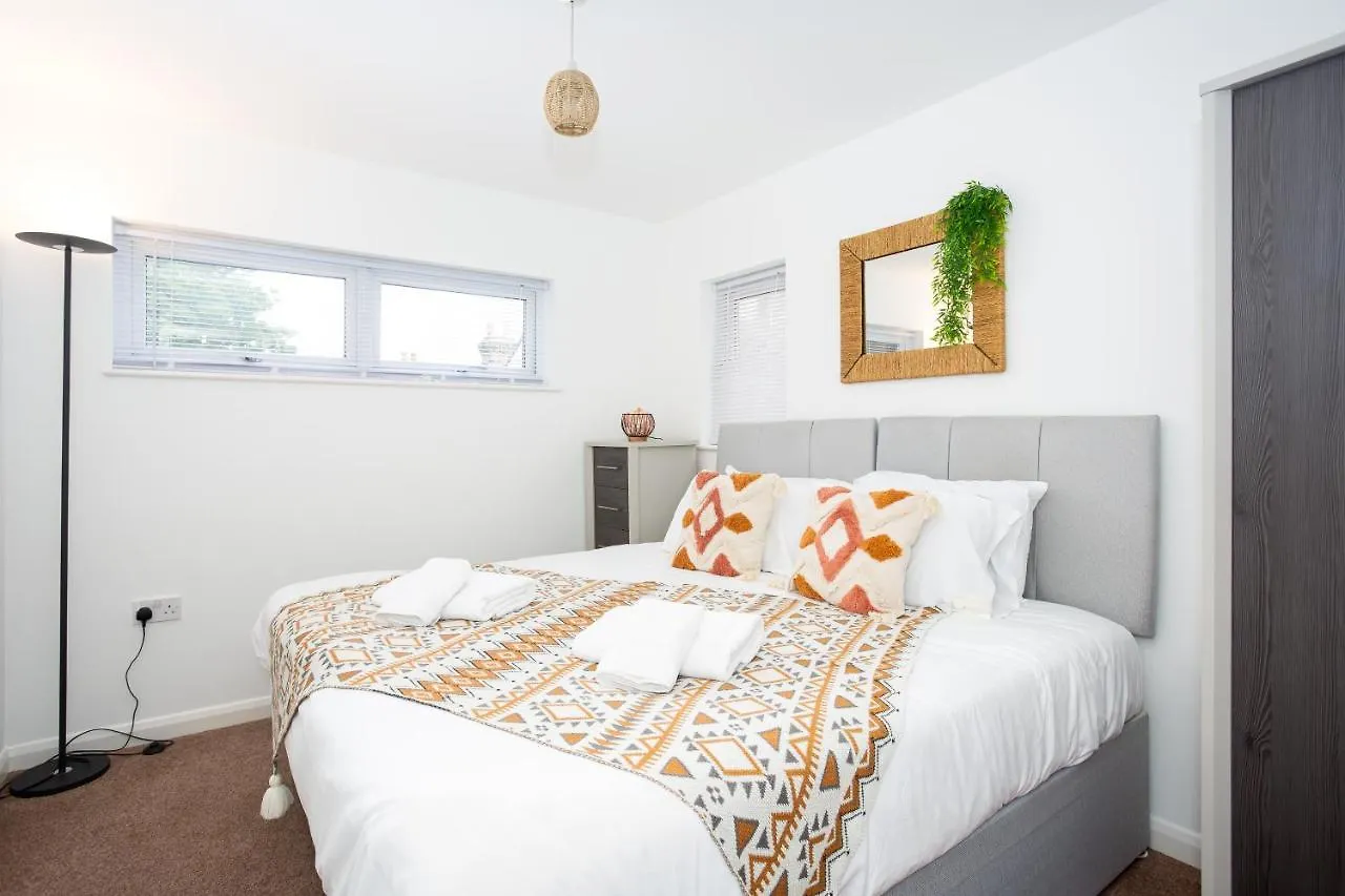 The Central By Sorted Stay Southend-on-Sea