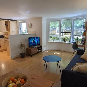 https://royal-park-apartment.edinburghhotelsuk.org