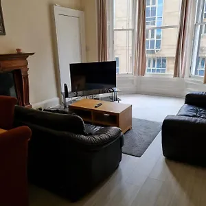 https://apex-haymarket-apartment-2.edinburghhotelsuk.org